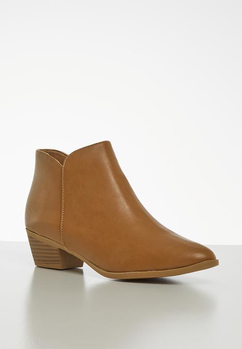 Jada - Slip on ankle boot - tan