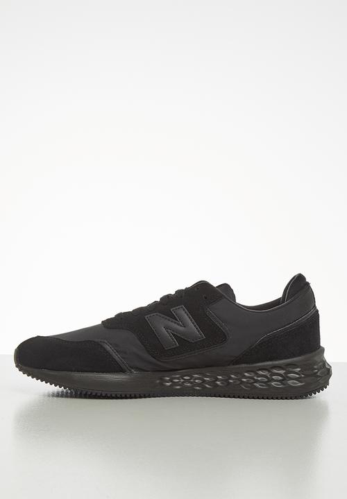 New Balance  - X 70 racer - black