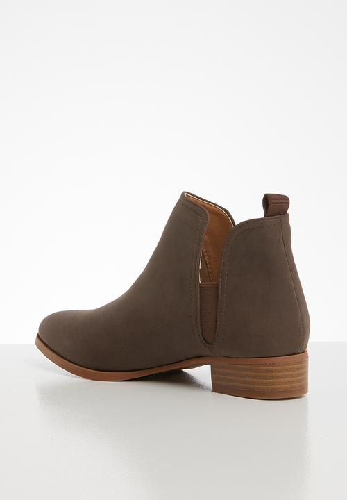 Jada - Brush nubuck ankle boot - brown
