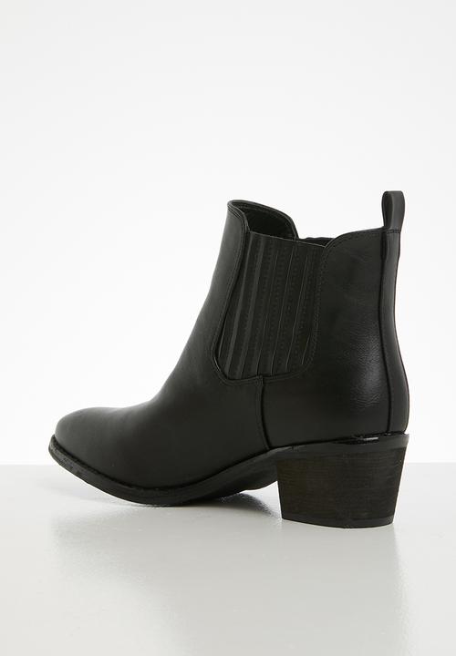 Jada - Pin tuck ankle boot - black