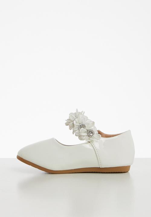 Rock & Co. - Rossa pump - white