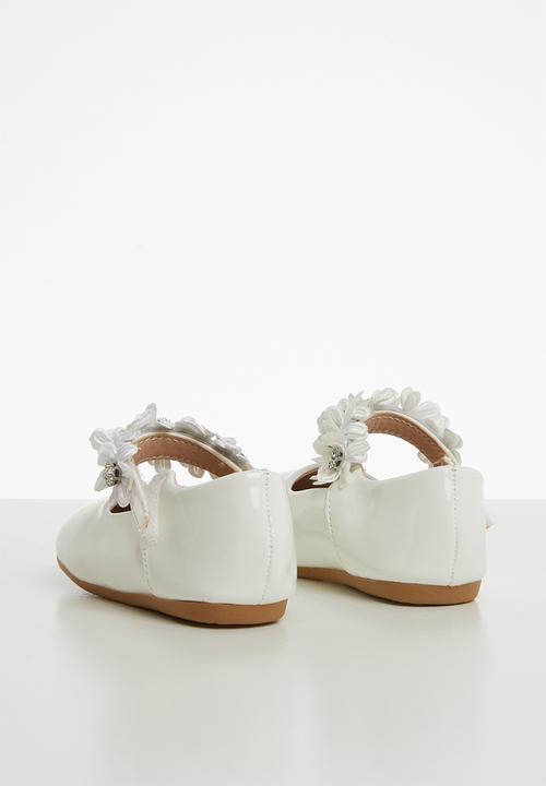 Rock & Co. - Rossa pump - white