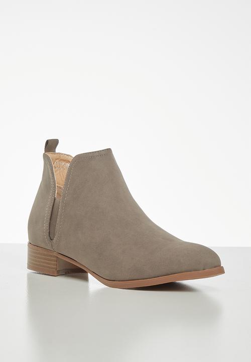 Jada - Brush nubuck ankle boot - neutral