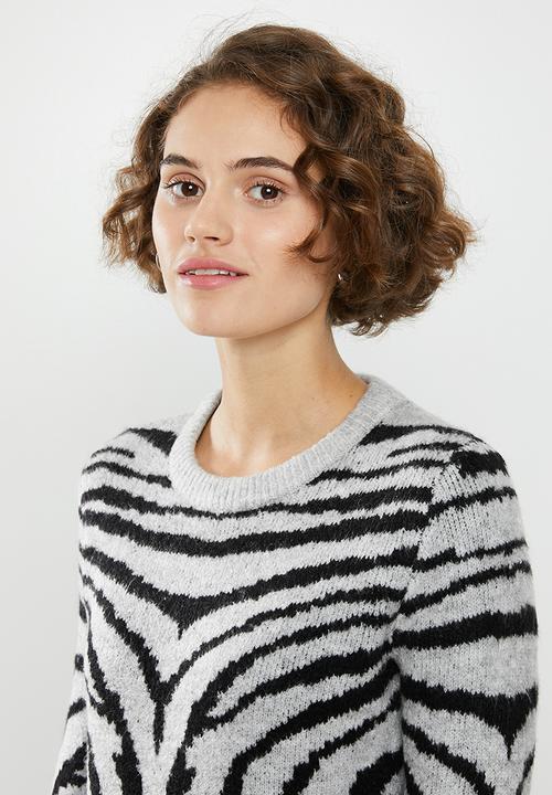 Jacqueline de Yong - Alicia long sleeve jaquard pullover - grey & black 