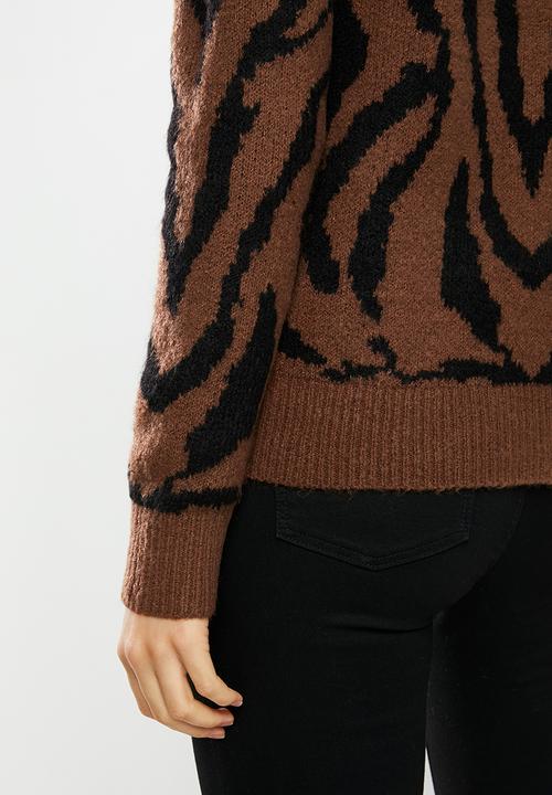 Jacqueline de Yong - Alicia long sleeve jaquard pullover - brown & black 
