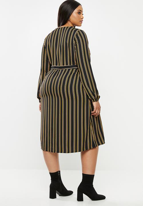 JUNAROSE - Asly midi dress - black & yellow 