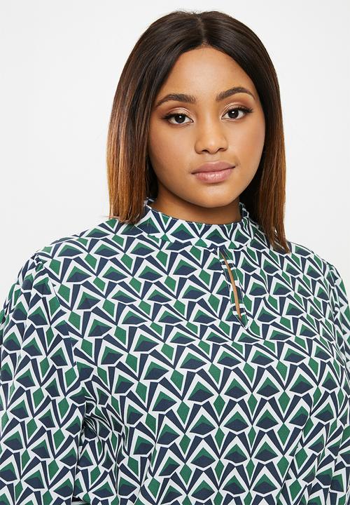 edit Plus - Dobby waisted keyhole blouse - geo print