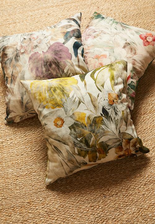 Hertex Fabrics - Highgrove cushion cover - saffron