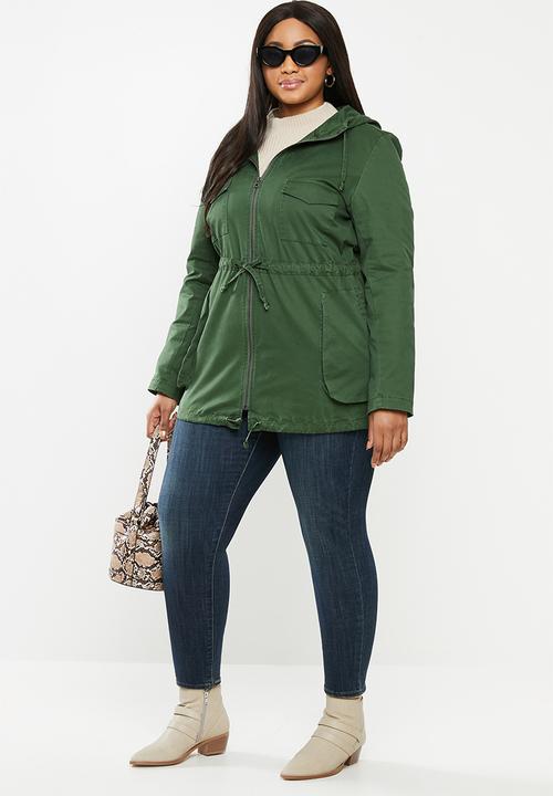 AMANDA LAIRD CHERRY - Semi lined utility patch pocket parka with hood - green