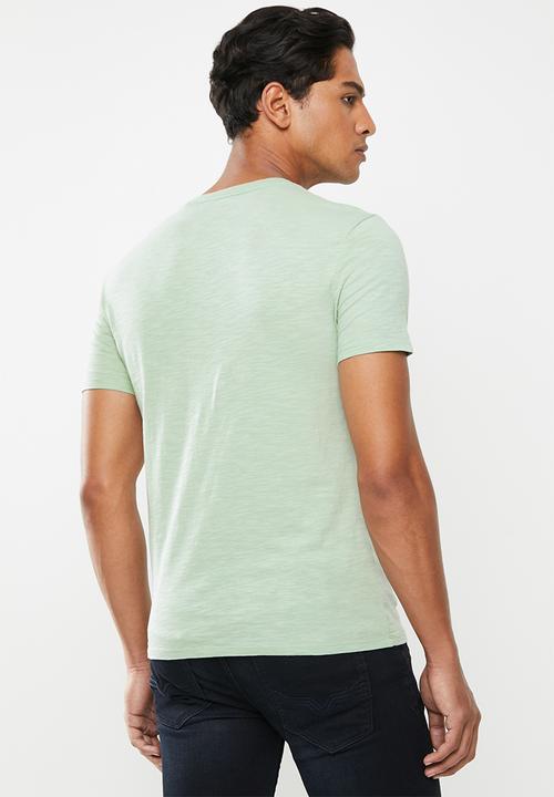 GUESS - Definition tee - green