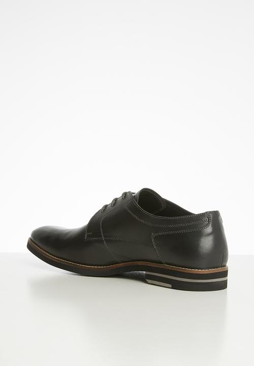 Pringle of Scotland - Greg leather lace up - black