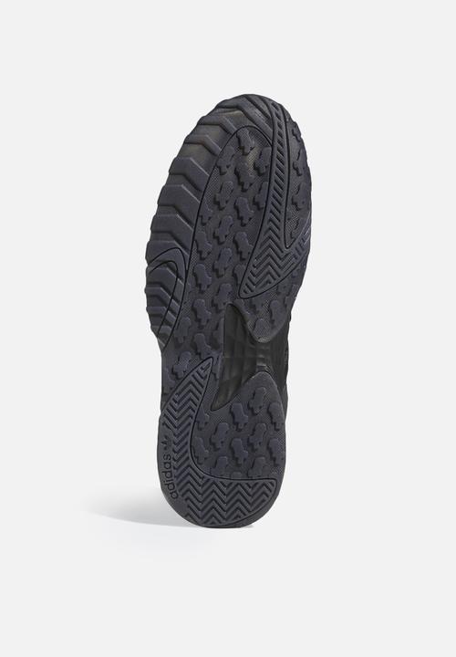adidas Originals - Streetball - core black/carbon/grey five