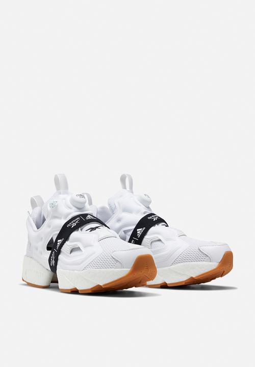 Reebok - Instapump Fury BOOST - white / black / reebok rubber gum