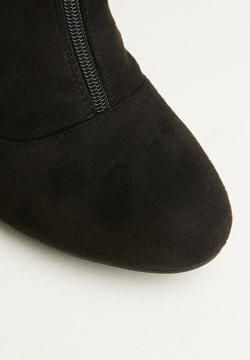 Butterfly Feet - Libra boot - black