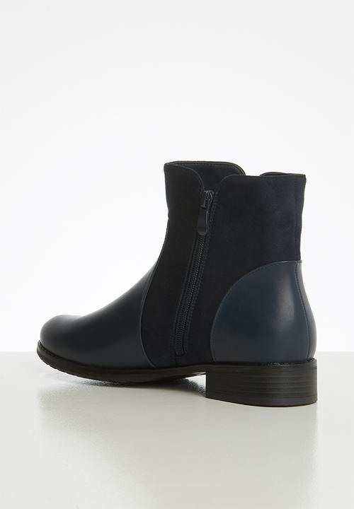 Butterfly Feet - Eloise boot - navy