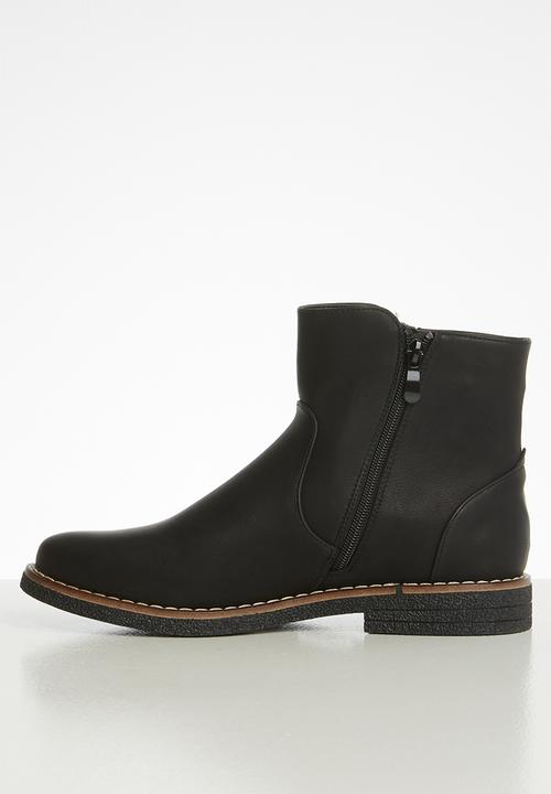Butterfly Feet - Maliha boot - black
