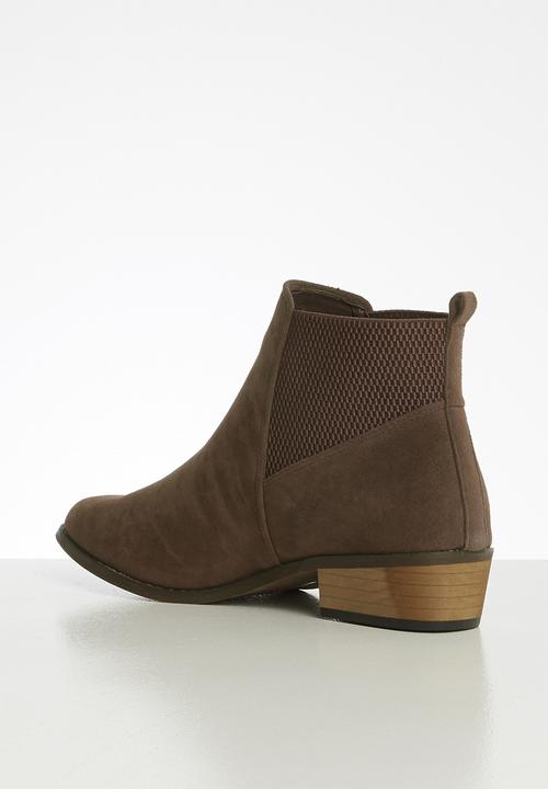 Butterfly Feet - Talia boot - choc
