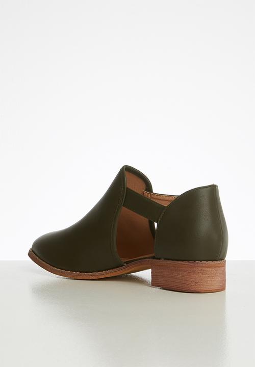 Jada - Side buckle bootie - olive