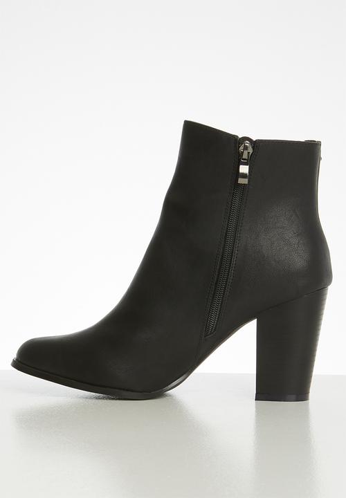 Miss Black - Cognac boot - black