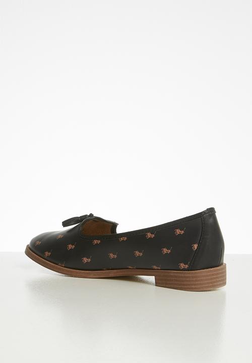 POLO - Camelia monogram tassel loafer - black & brown 