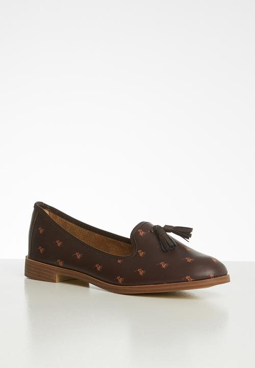 POLO - Camelia monogram tassel loafer - brown