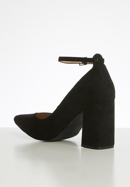 Superbalist - Camilla block court heel - black