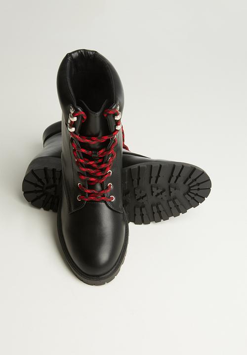 Superbalist - Londie lace-up boot - black