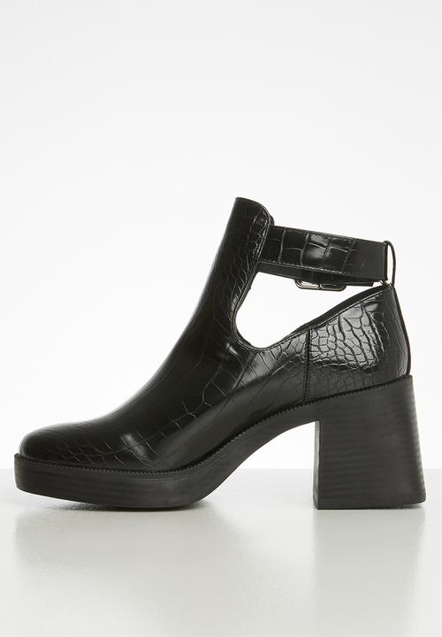 Superbalist - Laila cut-out boot - black
