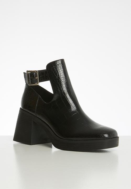 Superbalist - Laila cut-out boot - black