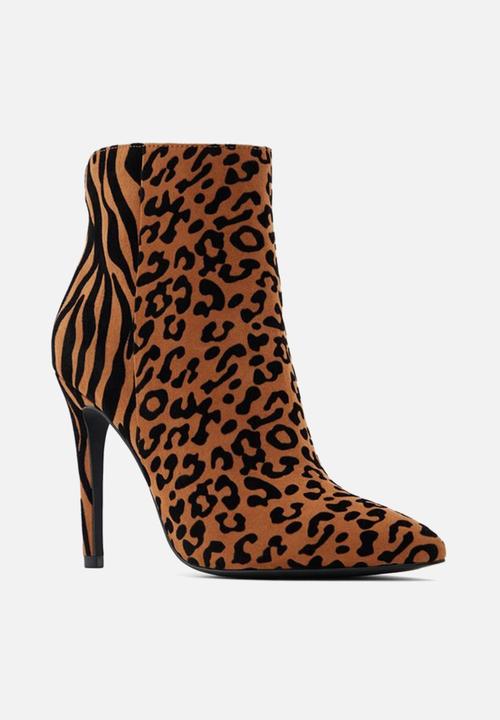 Call It Spring - Tulipe boot - brown & black 