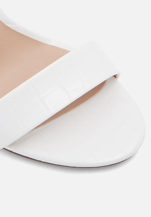 Call It Spring - Tayvia heel - white