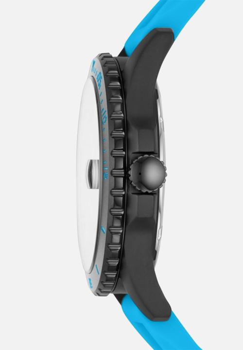 Fossil - Fb - 01 - blue
