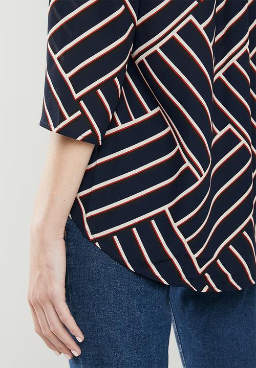 Jacqueline de Yong - Win treats blouse - sky captain