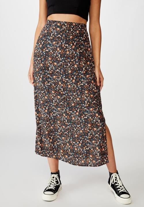 Cotton On - 90s slip skirt alma floral - midnight navy