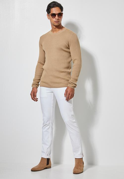 Superbalist - Ribbed slim fit crew neck knit - brown 