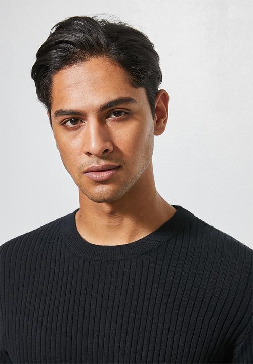 Superbalist - Ribbed slim fit crew neck knit - black