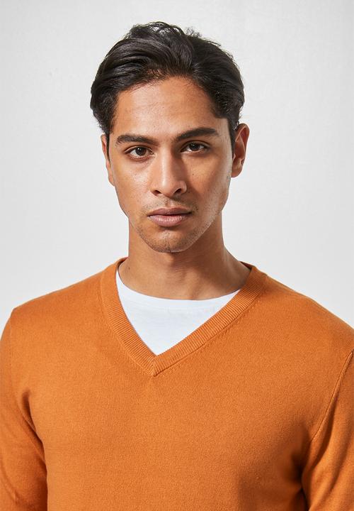 Superbalist - Basic slim fit V-neck knit - burnt orange
