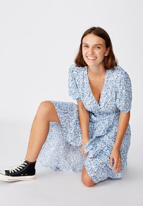 Cotton On - Woven ri ruffle wrap maxi dress bronte ditsy - parisian blue