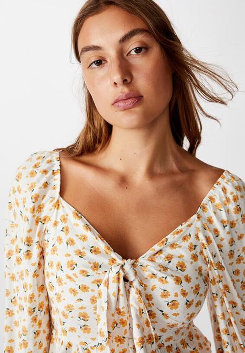 Cotton On - Jessie tie front blouson sleeve blouse Chloe daisy - white