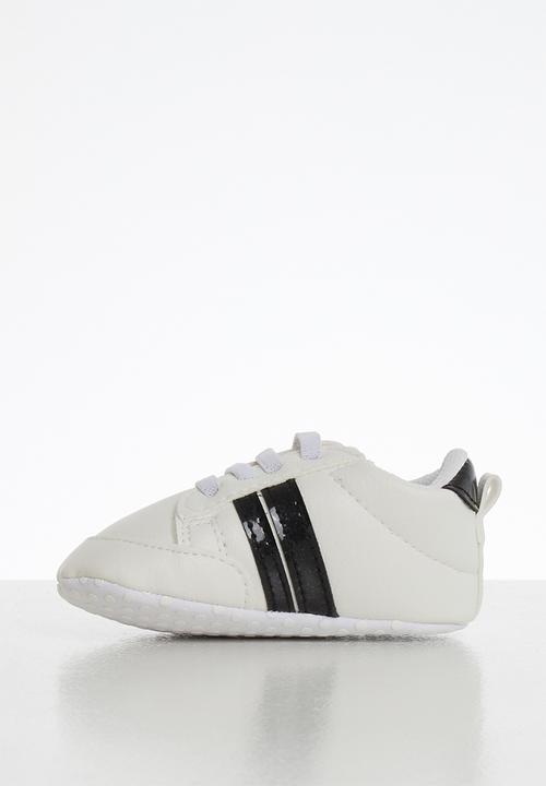 Pop Candy - Baby pull on sneaker - white