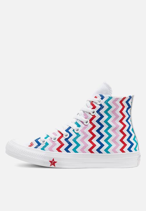 Converse - Chuck Taylor All Star VLTG Hi - white/university red - back to earth