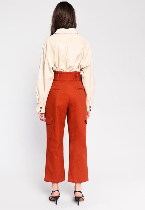 Glamorous - High waisted belted cargo trouser - rust