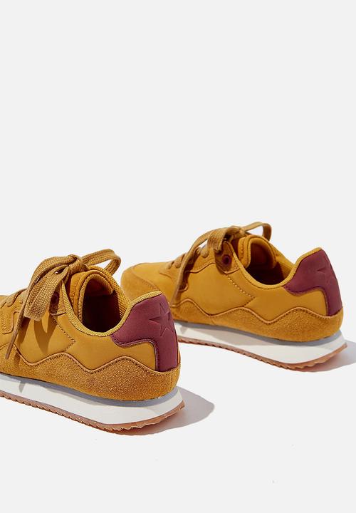 Cotton On - Retro trainer - honey gold