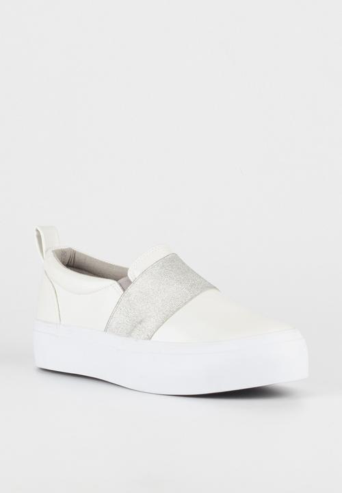 Miss Black - Abbey sneaker - white