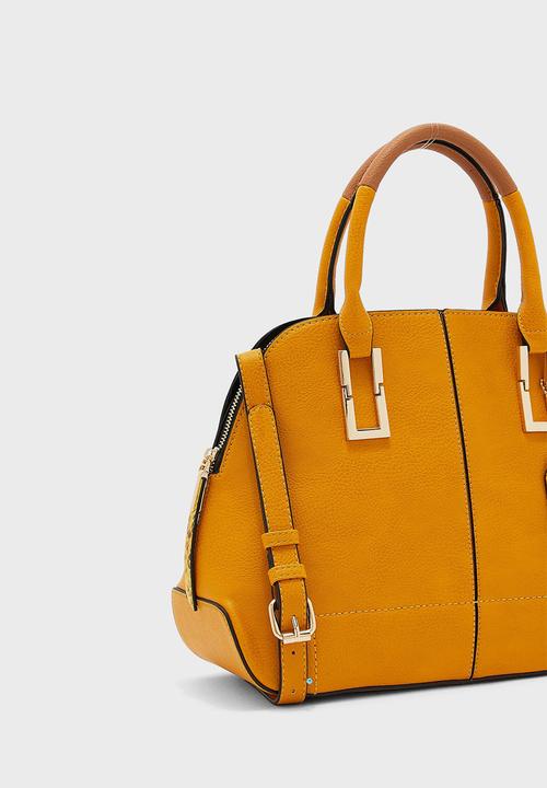 Call It Spring - Queenz - dark yellow