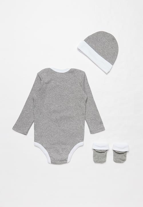 Nike - Futura 3 piece set - grey
