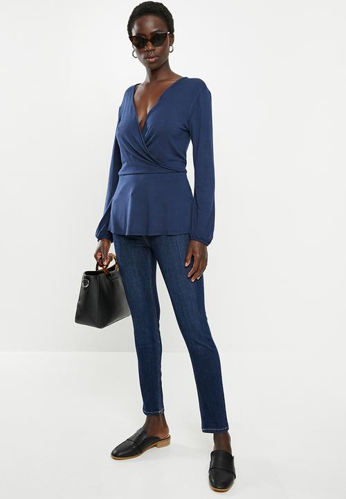 edit - Long sleeve waisted mock wrap top - navy