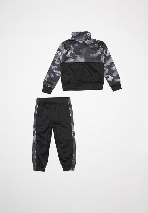 Nike - Nike texture camo tricot set - black & grey