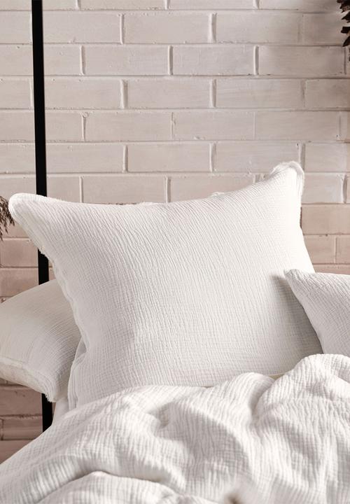 Linen House - Elysian duvet cover set - white
