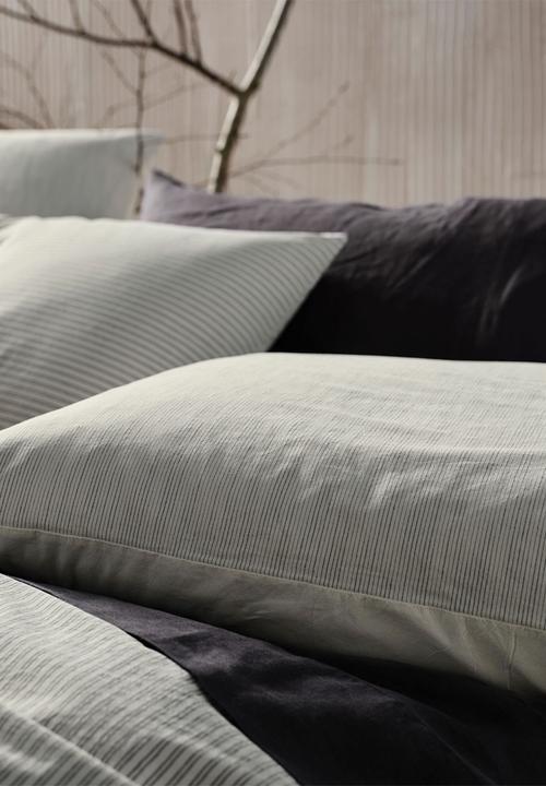 Linen House - Napier duvet cover set - black